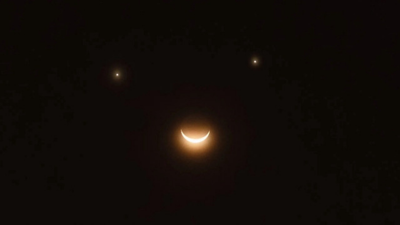 Üçlü Kavuşum Gökyüzü Bu Akşam Gülümseyecek (1)