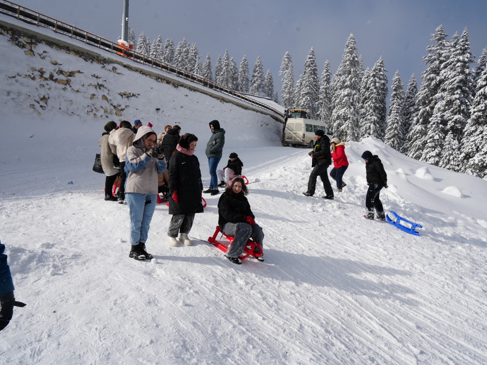 Yarıyıl Tatilinde Ilgaz Dağı'nda Yoğunluk Öğrenciler Stres Attı 13