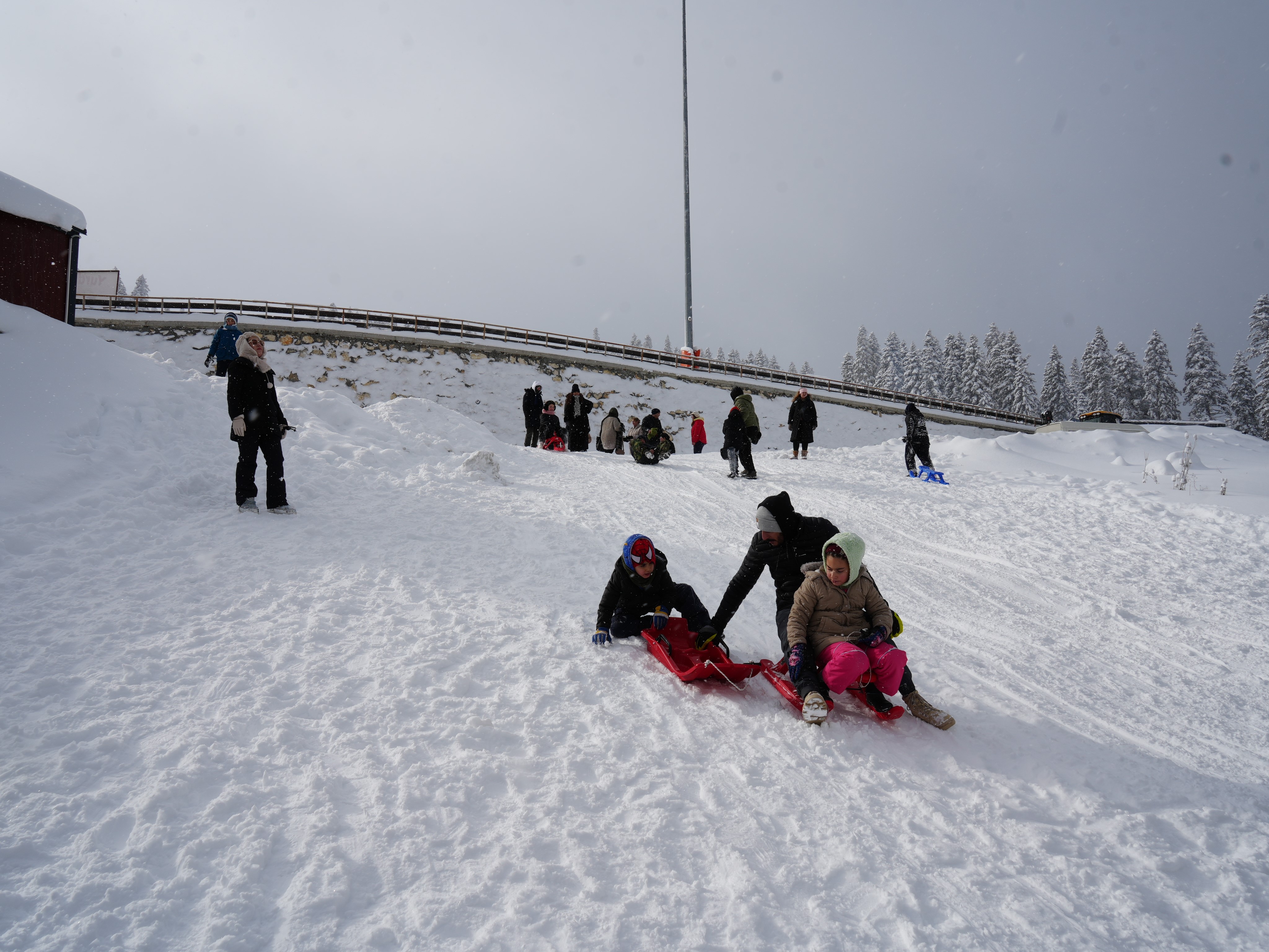 Yarıyıl Tatilinde Ilgaz Dağı'nda Yoğunluk Öğrenciler Stres Attı 32