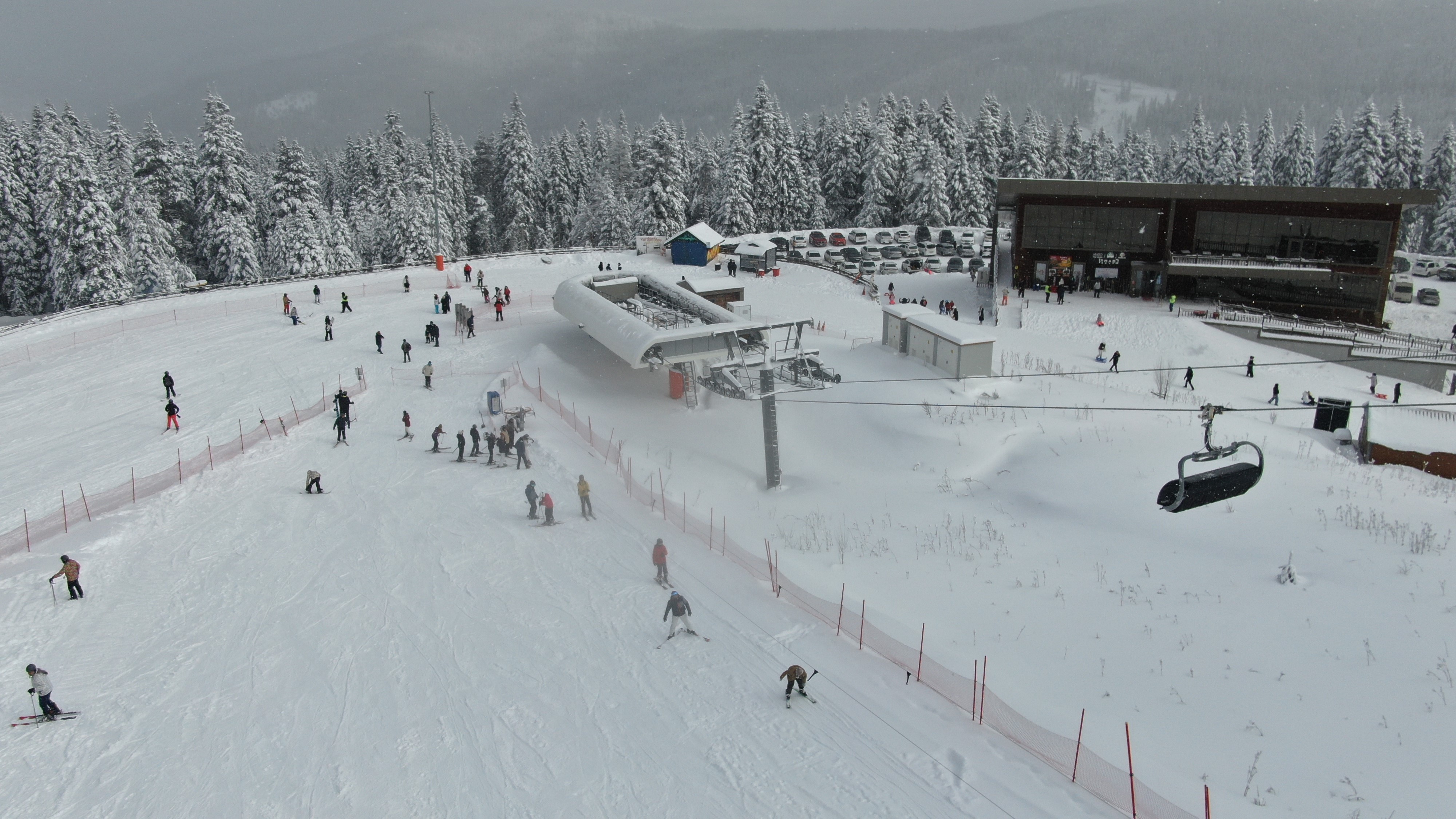 Yarıyıl Tatilinde Ilgaz Dağı'nda Yoğunluk Öğrenciler Stres Attı 44
