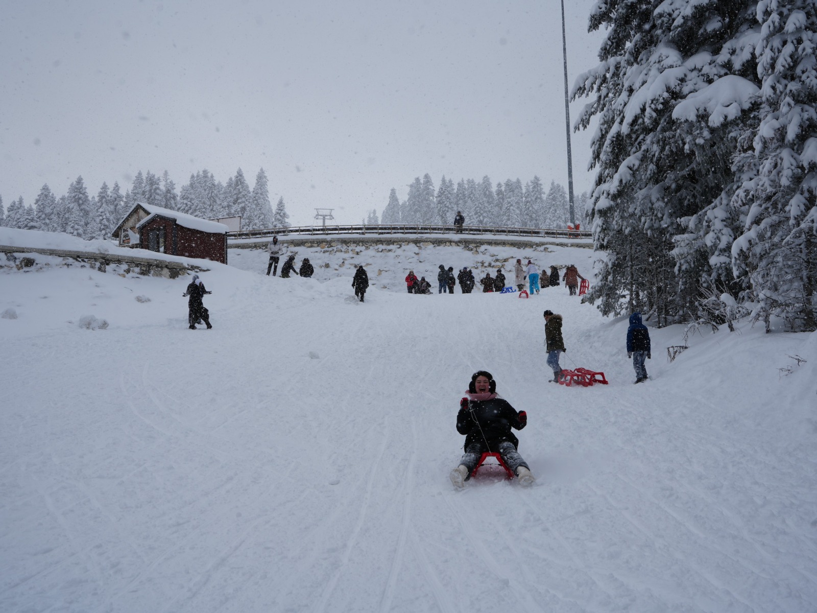 Yarıyıl Tatilinde Ilgaz Dağı'nda Yoğunluk Öğrenciler Stres Attı 9