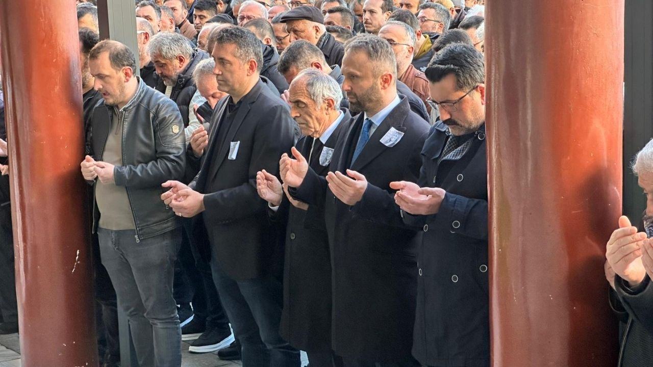 10. Kattan Düşen Akademisyen Toprağa Verildi (5)