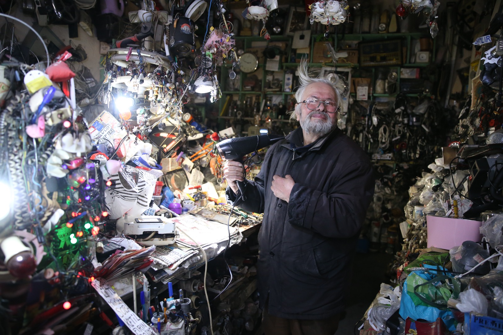 1970 Yıllarda Merakı Başladı Kastamonu'da Binlerce Parçayla Eşyaları Hayata Döndürüyor! 16
