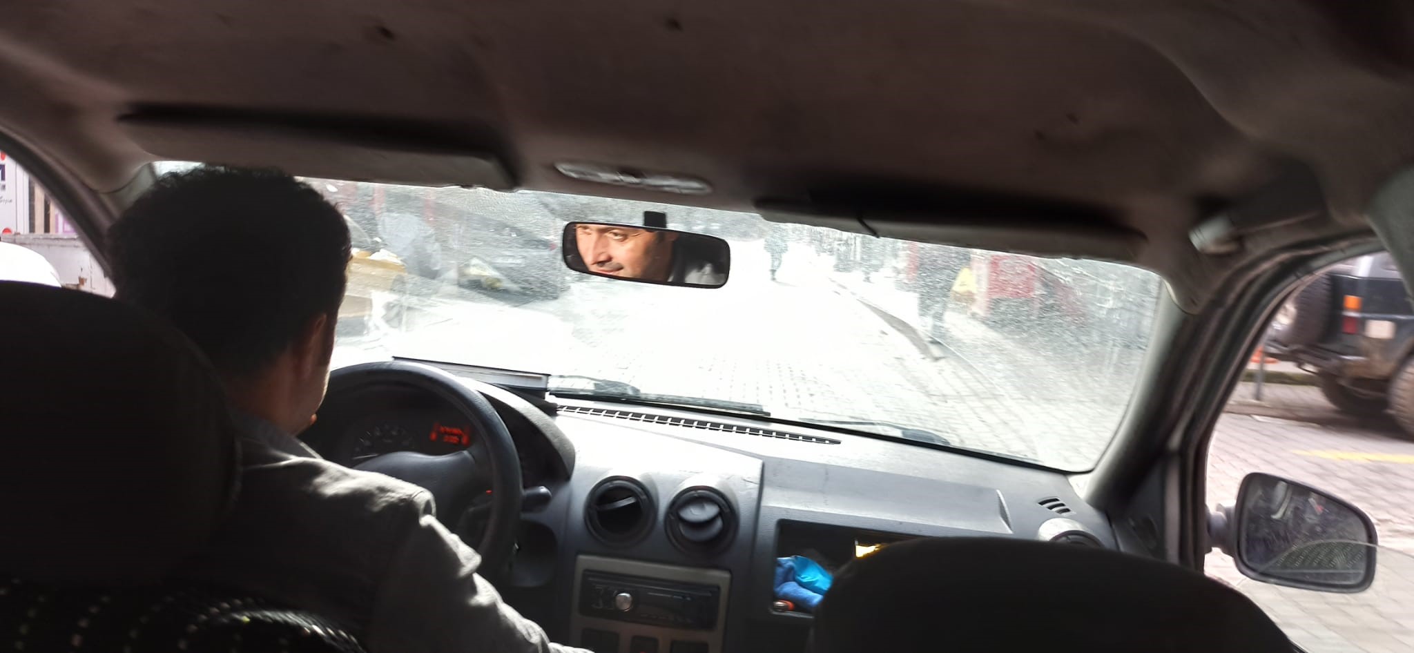 2012 Model Aracını 50 Gram Altına Satışa Çıkardı!2