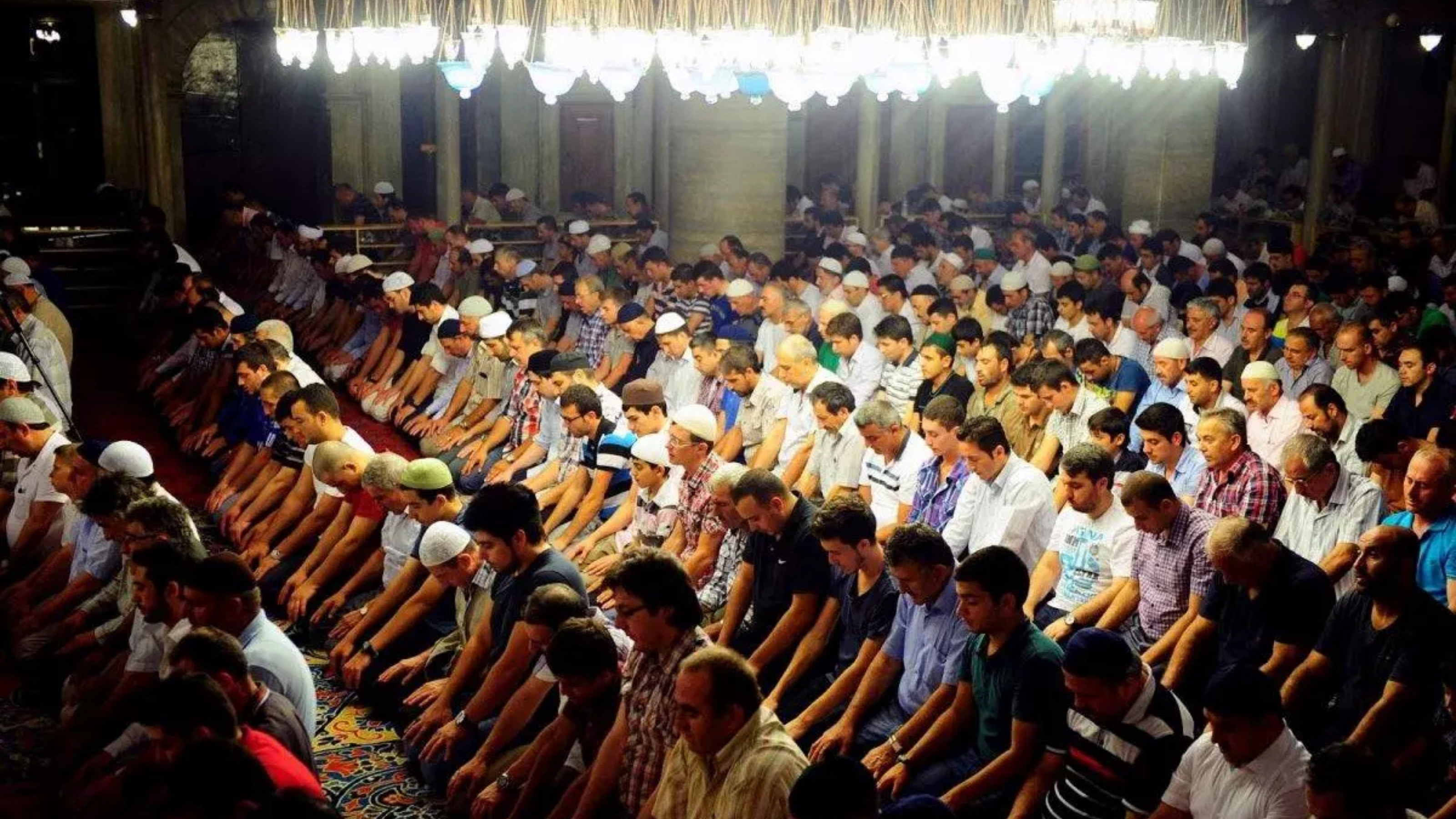 2026 Ilk Teravih Namazı Ne Zaman, Saat Kaçta Kılınacak (2)