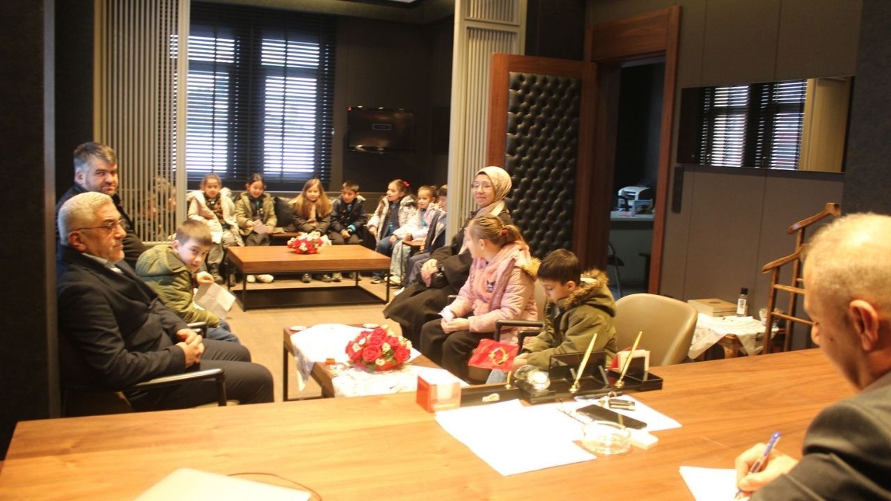 Ağlı’da Çocuklar Sordu, Başkan Ergin Yerel Yönetimleri Anlattı (3)