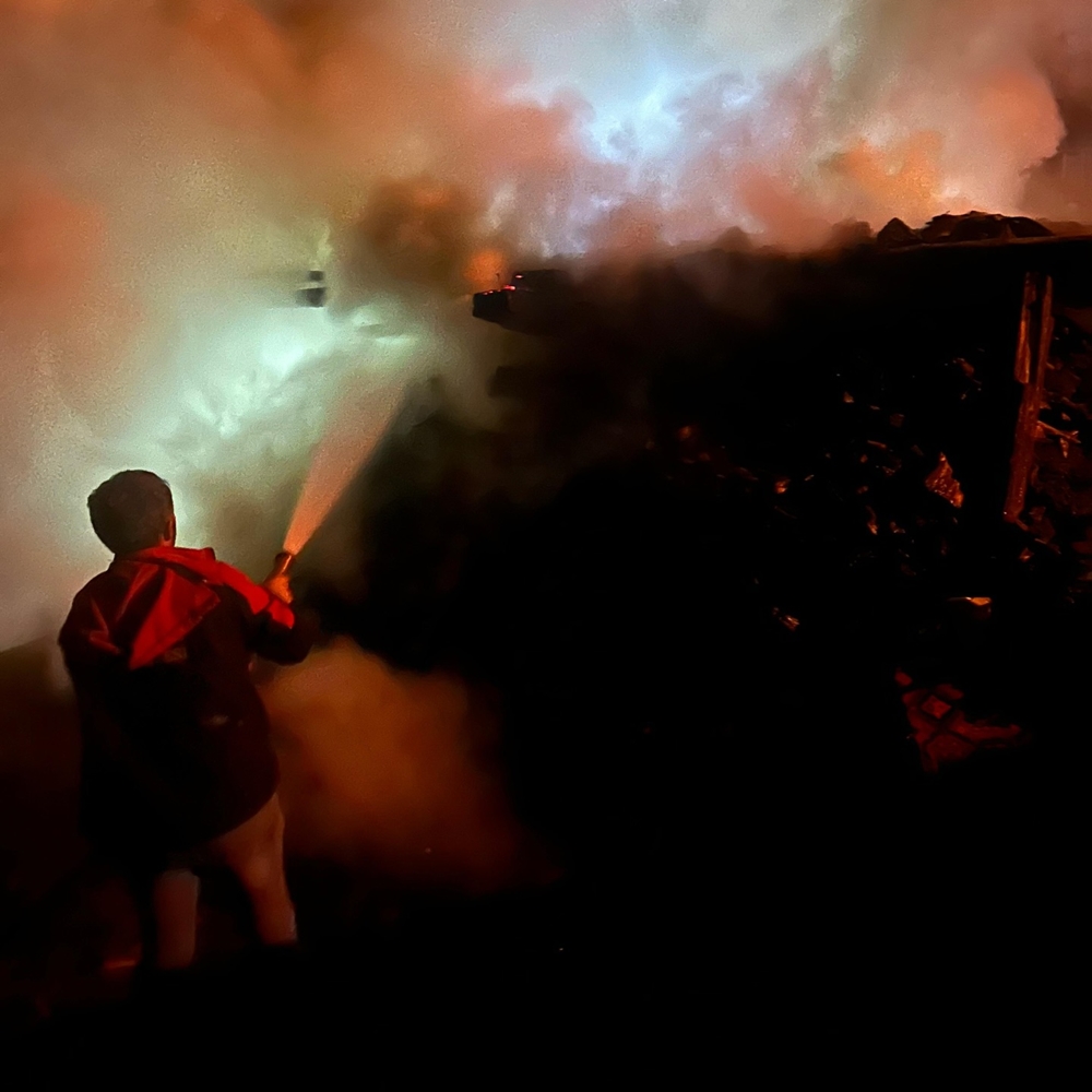 Azdavay Belediyesi Yangın Söndürdü (3)