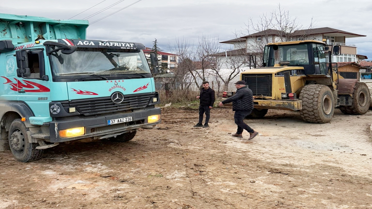 Bahçelievler Mahallesi Muhtarı Mustafa Şenel (4)