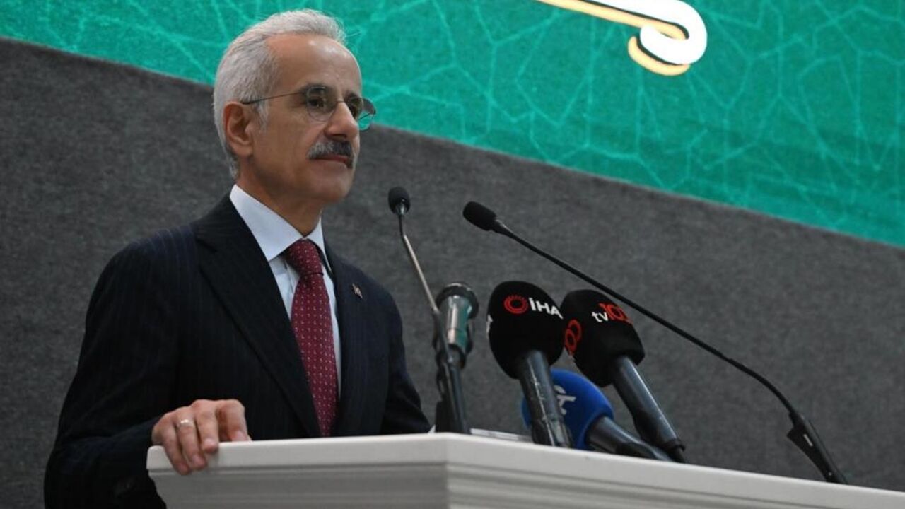 Bakan Uraloğlu Iletişim (2)