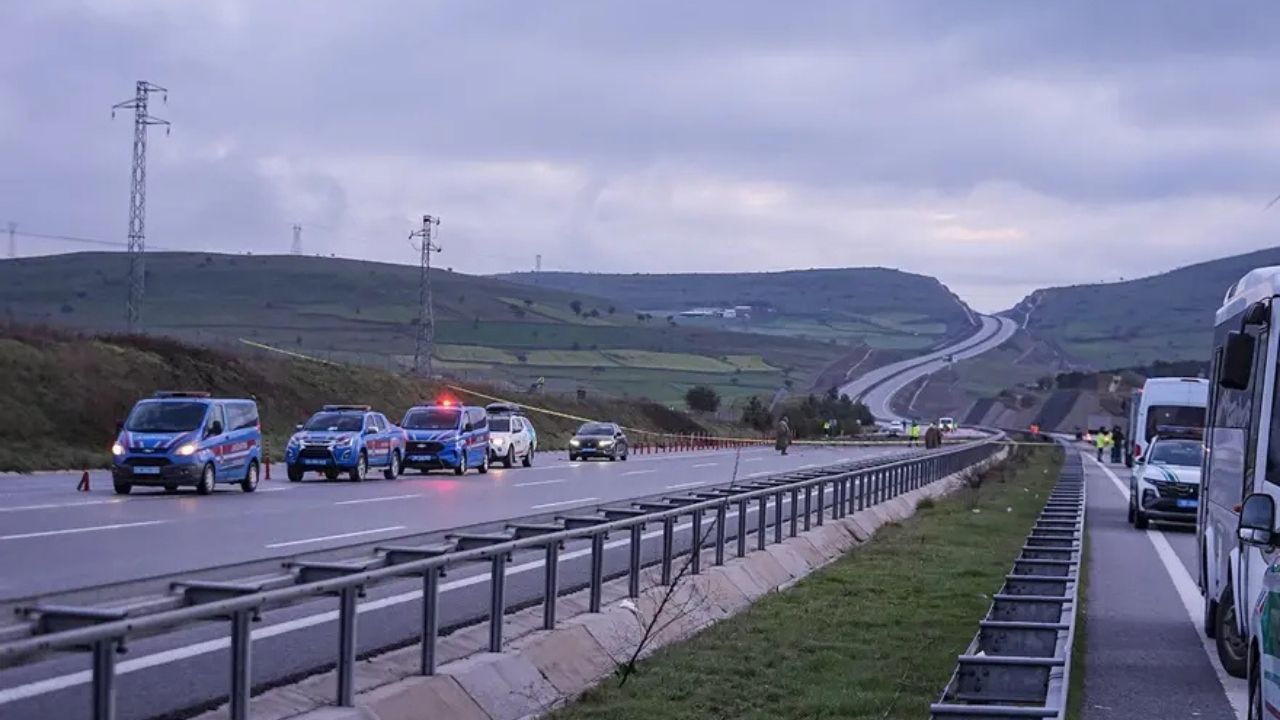 Balıkesir’de Acı Sabah F 16 Düştü, Pilot Şehit Oldu (1)