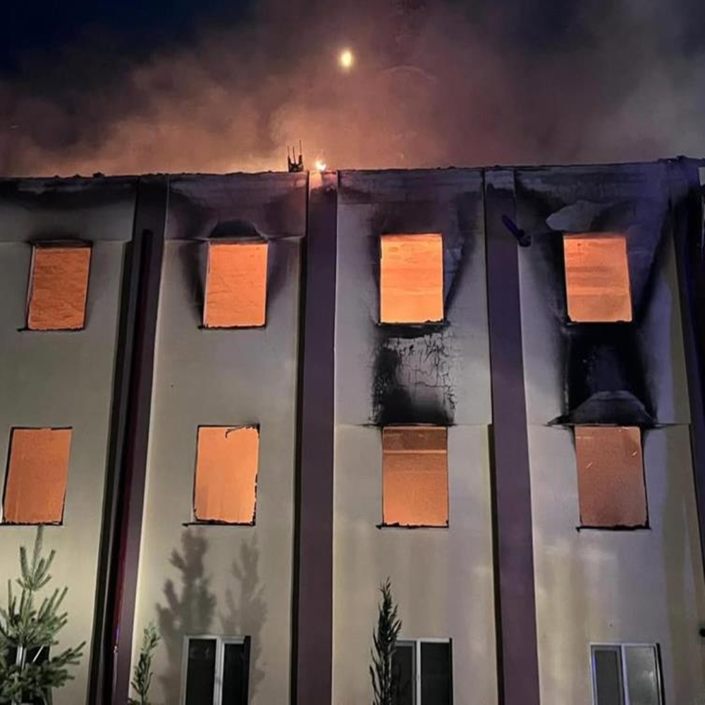 Bolu Cami Yangını Alev Alev (3)