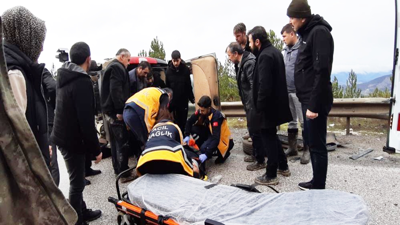 Cenaze Dönüşü Korkutan Kaza (4)