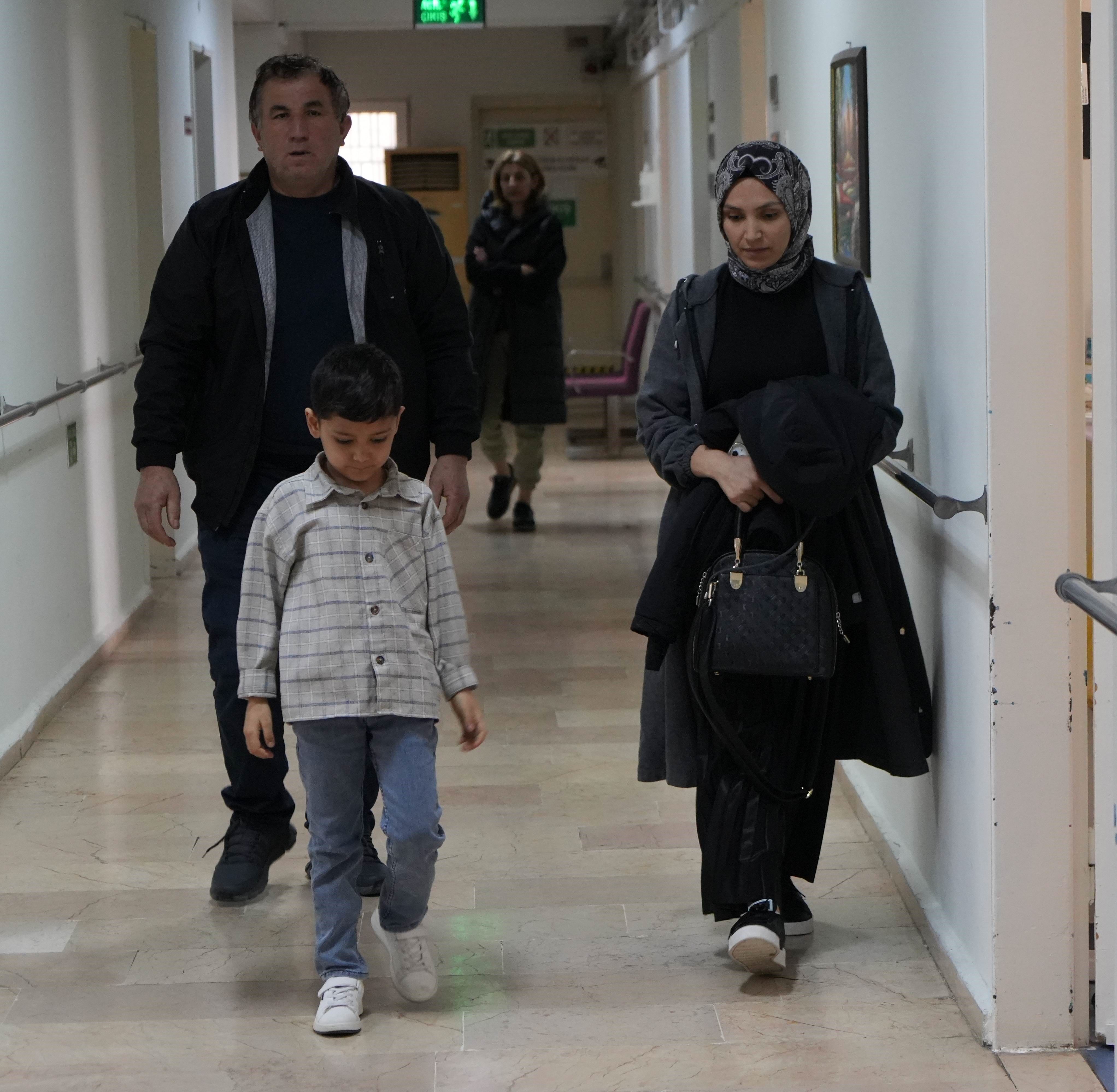 Çocuklarda Nadir Diyafram Fıtığı İlk Kez Kapalı Yöntemle Tedavi Edildi1