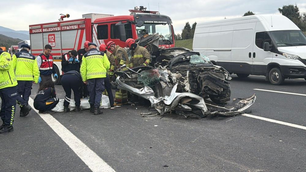 D100'De Feci Kaza 1 Ölü 1 Yaralı (2)