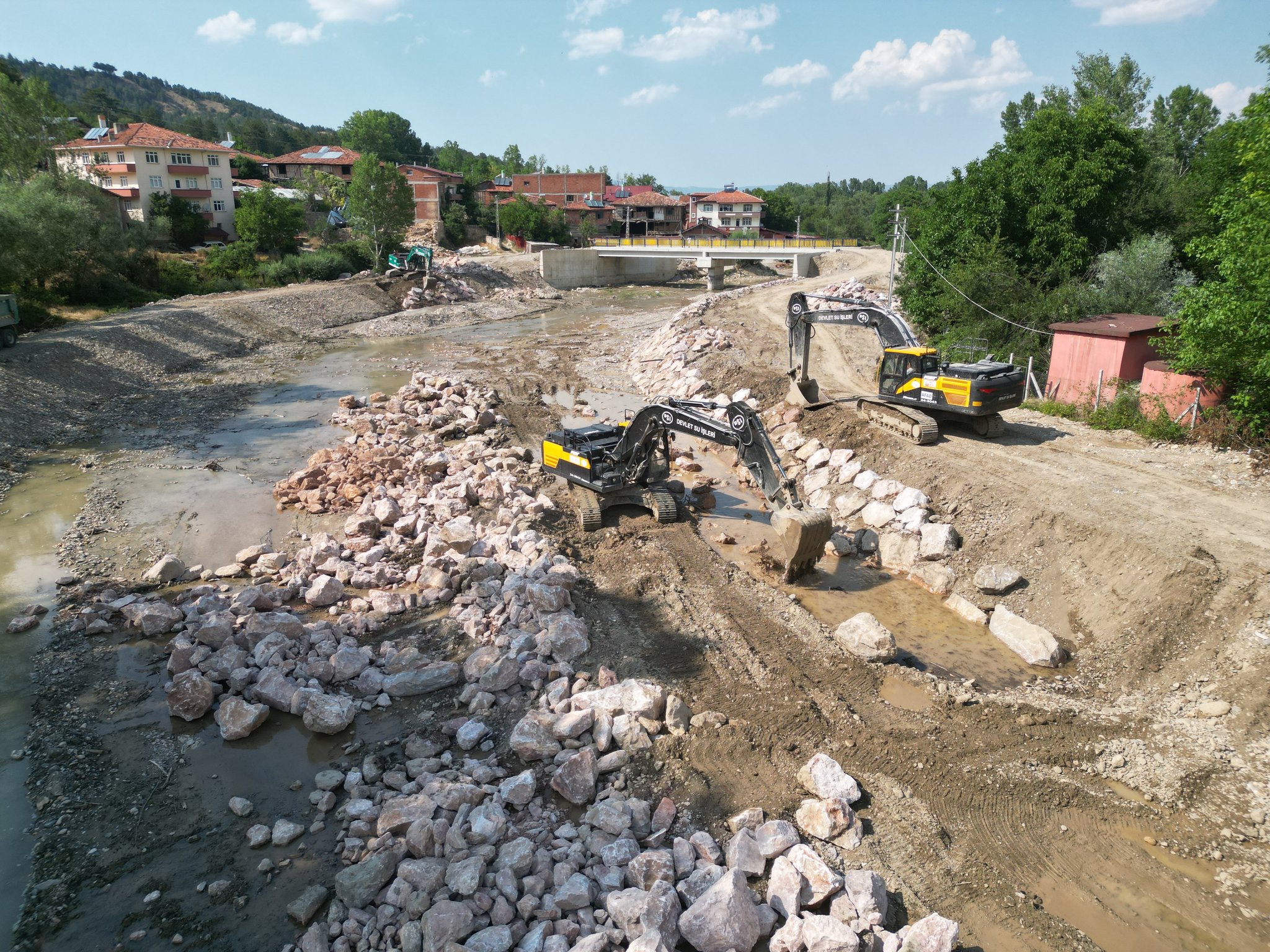 Daire Başkanı Kastamonu'ya Geldi İş Makinelerini Sahada Inceledi 8888888888888888888888888888