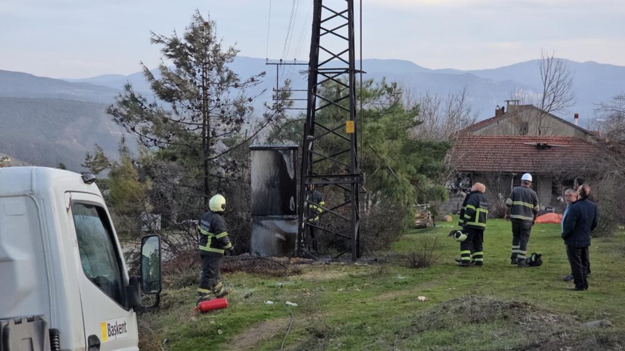 Elektrik Trafosu Patladı Yangın Çıktı (2)