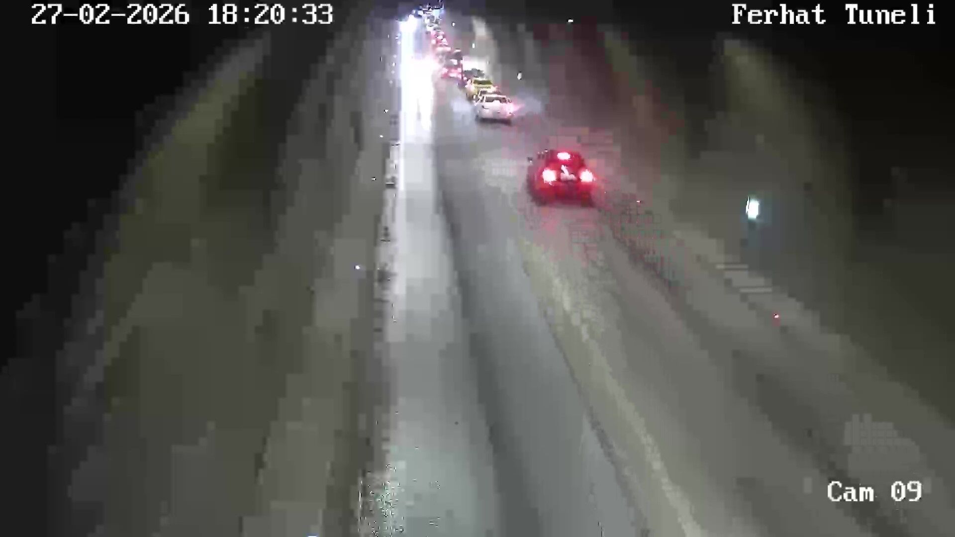 Feci Kaza! Otomobiller Kafa Kafaya Çarpıştı 1 Kişi Yaralandı! 22