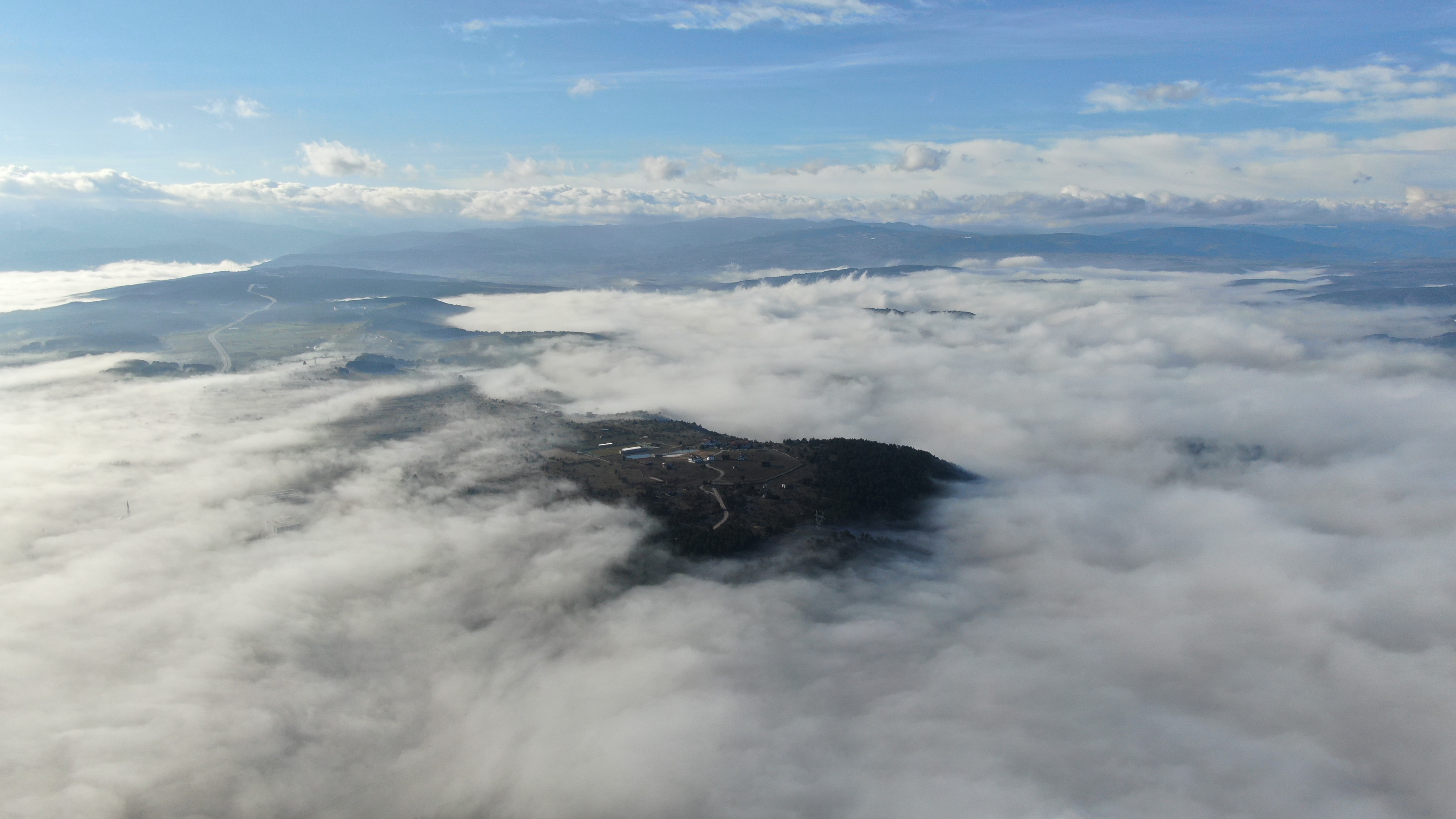 Görüş Mesafesi 20 Metreye Kadar Düştü Kastamonu'da Sis Denizi Büyüledi 14