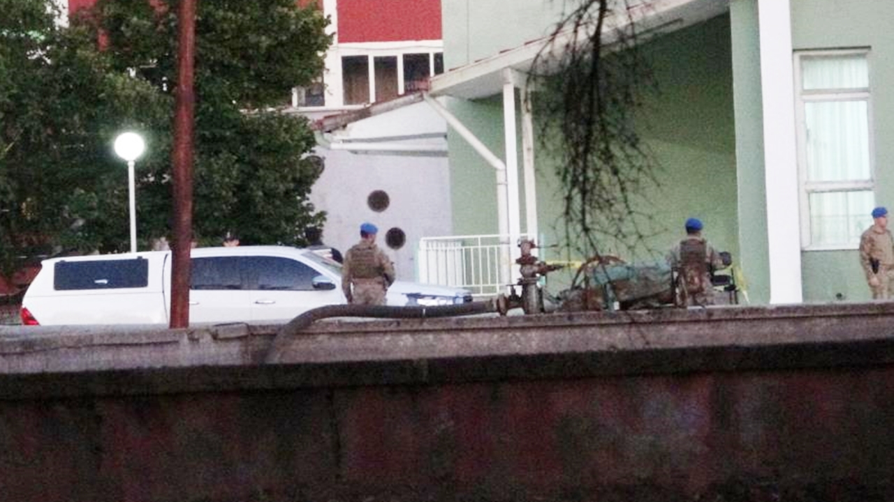 Güvenlik Görevlisi Hakim (3)