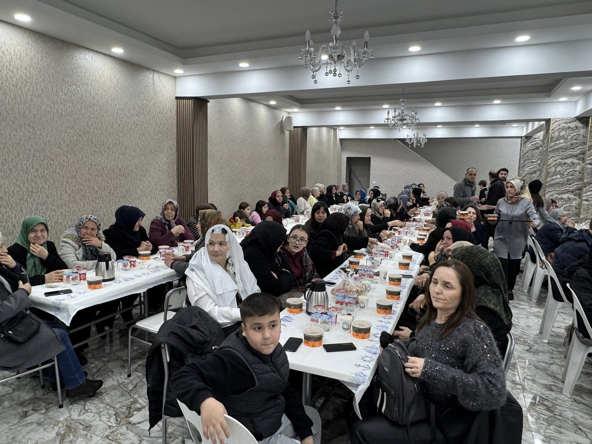 Hanönü İstanbul’da Buluştu Şampiyona Plaketi