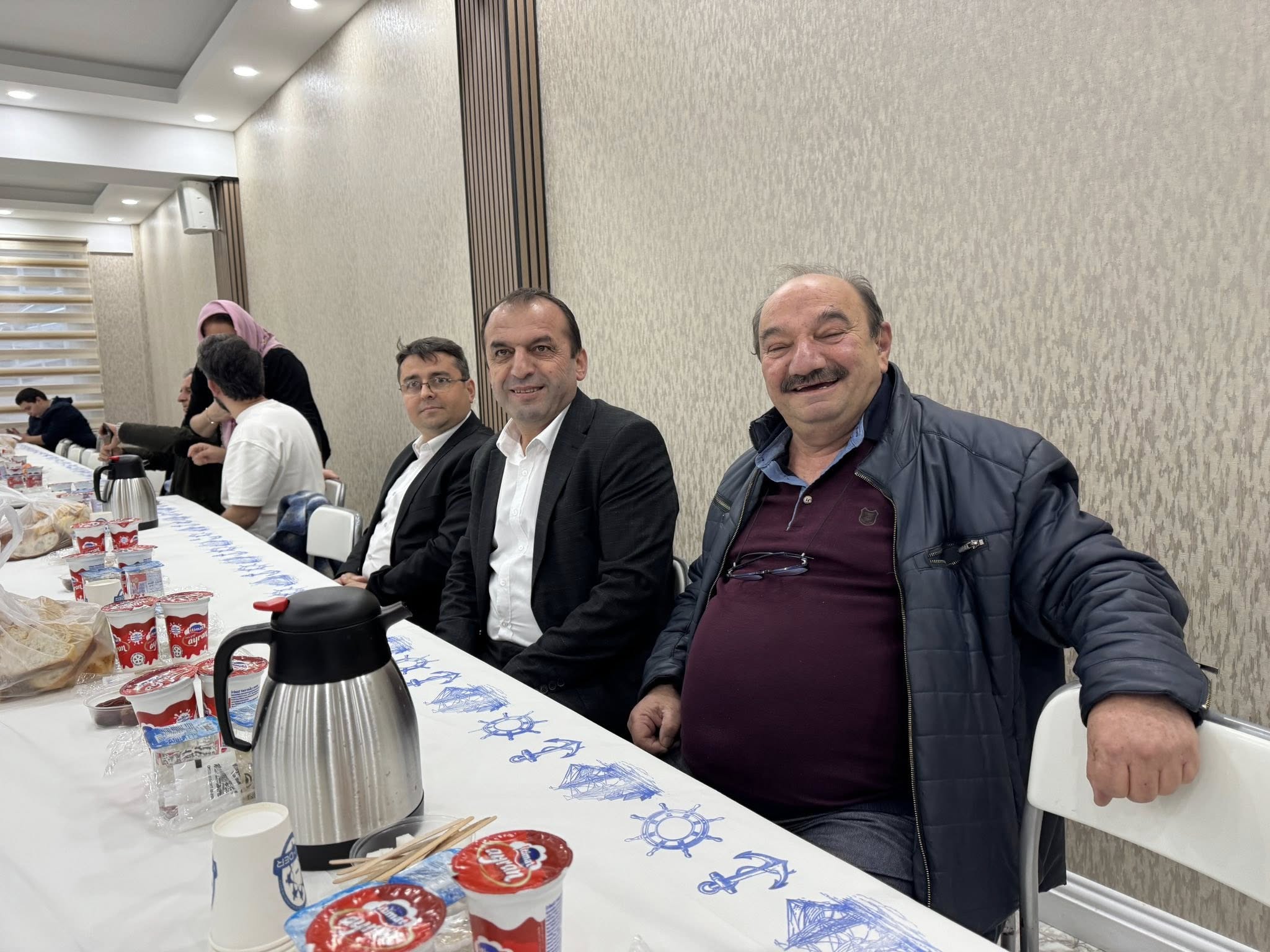 Hanönü İstanbul’da Buluştu Şampiyona Plaketi1