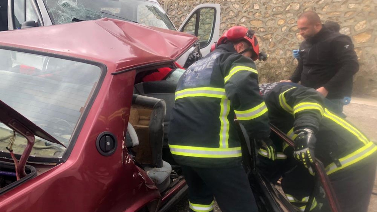 Iki Gence Mezar Oldu (2)