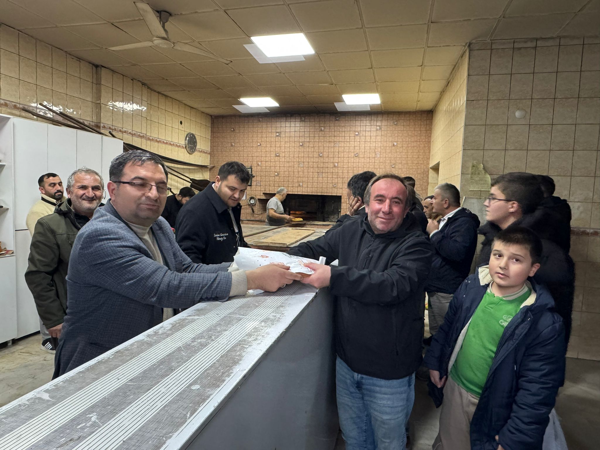 İlk Oruç Açıldı Taşköprü'de Ramazan Pidesine Yoğun Ilgi! 12