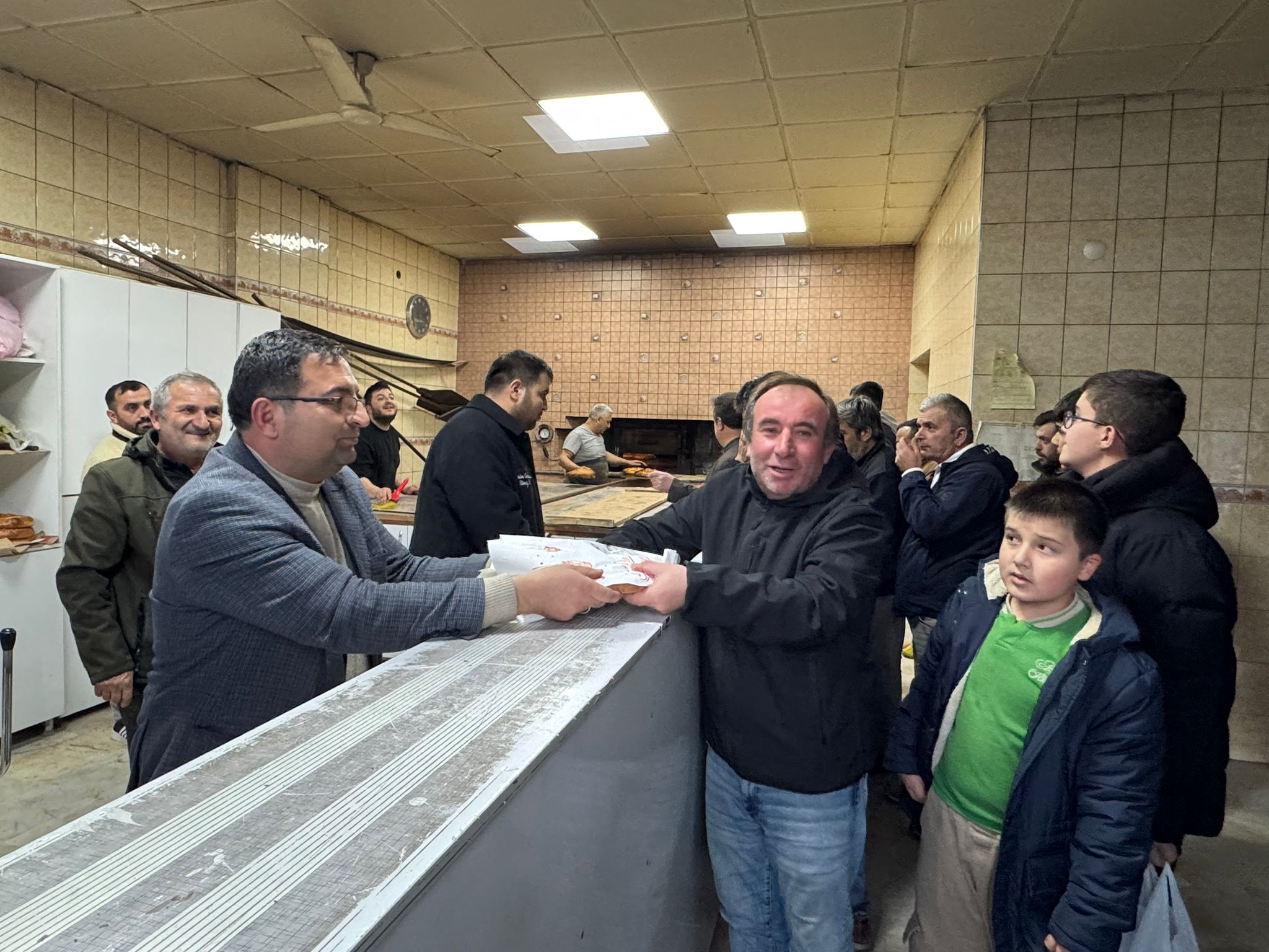 İlk Oruç Açıldı Taşköprü'de Ramazan Pidesine Yoğun Ilgi! 8