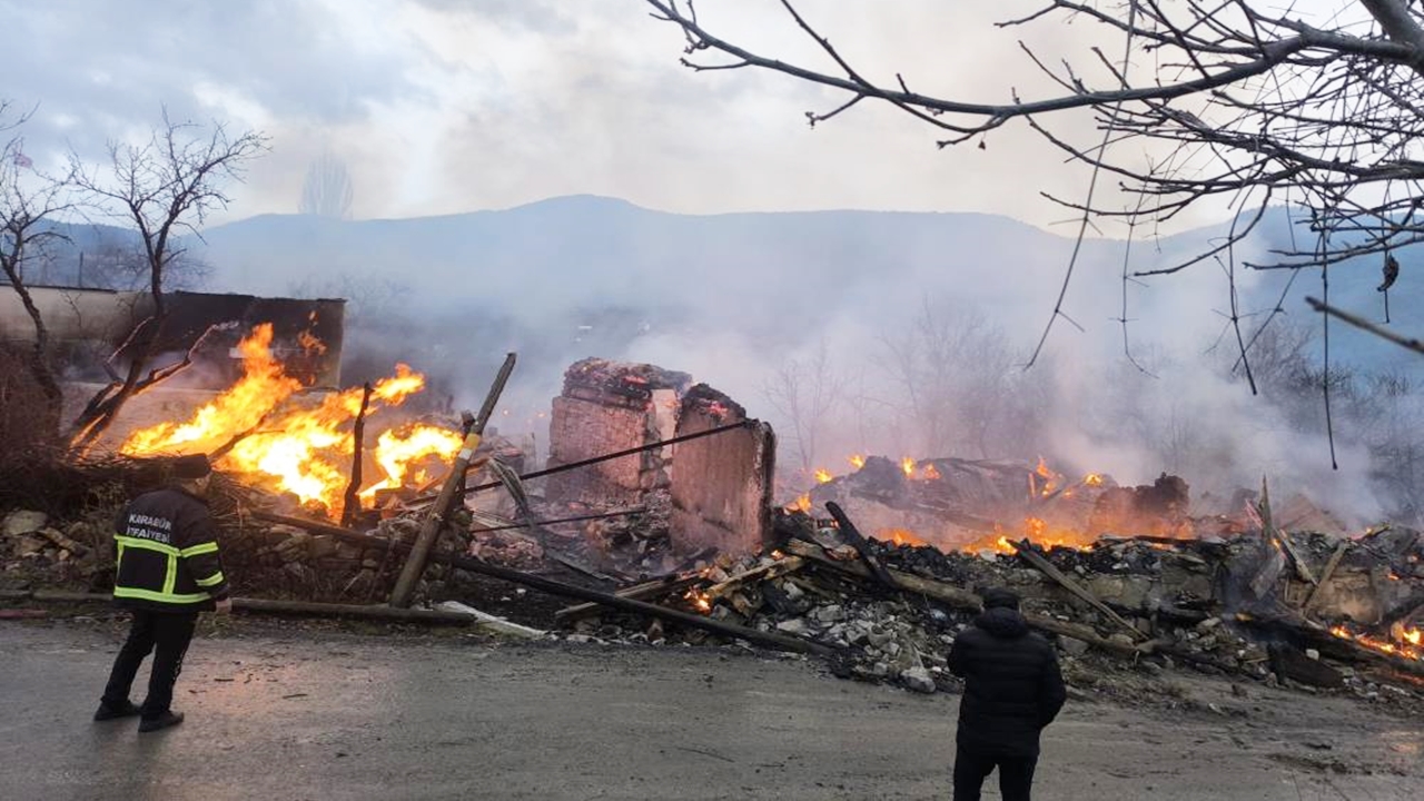 Karabük Yangın Evler Yandı (2)