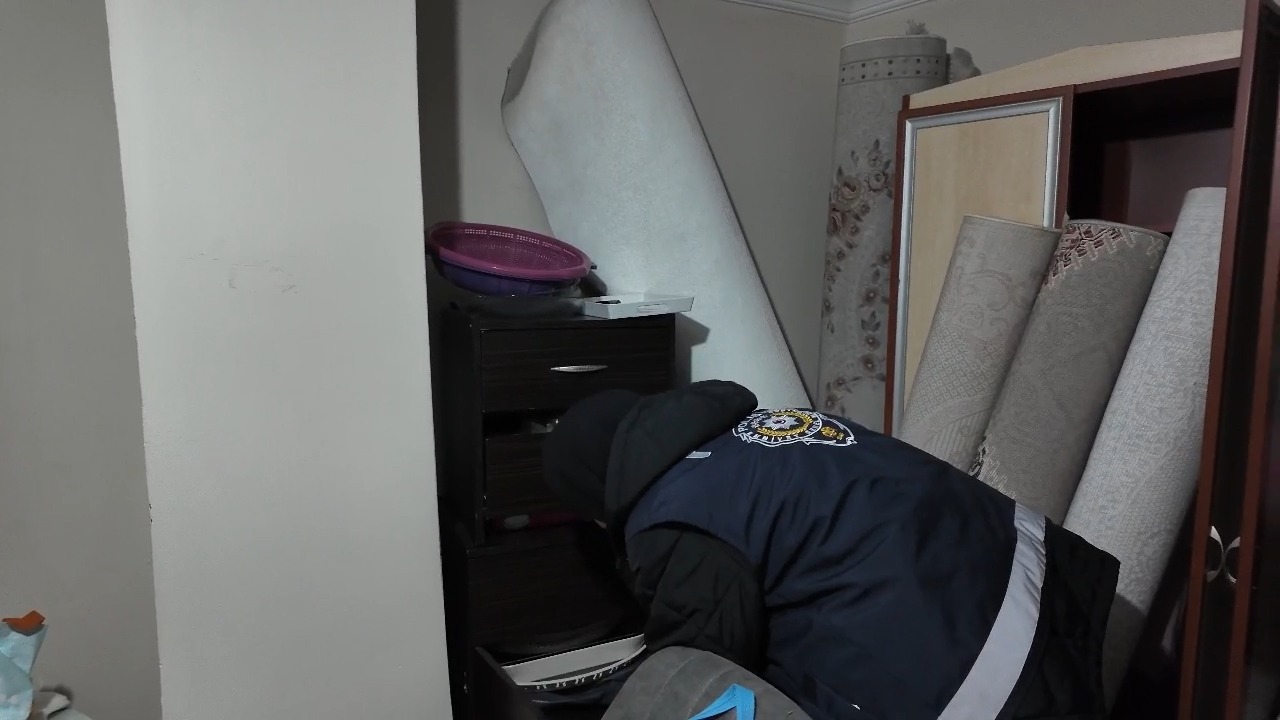 Kastamonu Emniyetinden 3 Adrese Baskın Tutuklu Sayısı 4 Oldu! 14