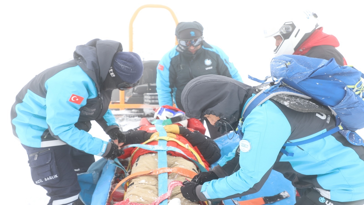 Kastamonu Ilgaz Heyelan Arama Kurtarma (5)