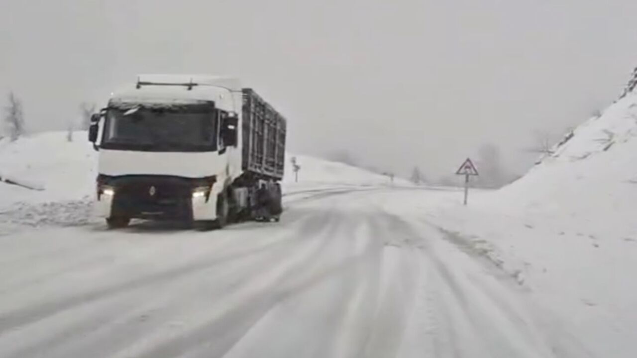 Kastamonu Inebolu Karayolu Yoğun Kar Yağışı (2)