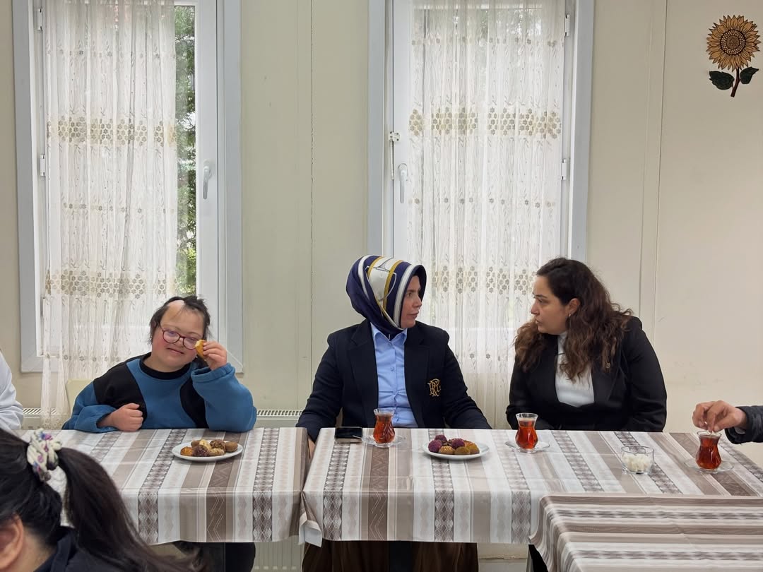 Kastamonu Sahilinde Anlamlı Buluşma Öğrencilerle Bir Araya Geldi 12