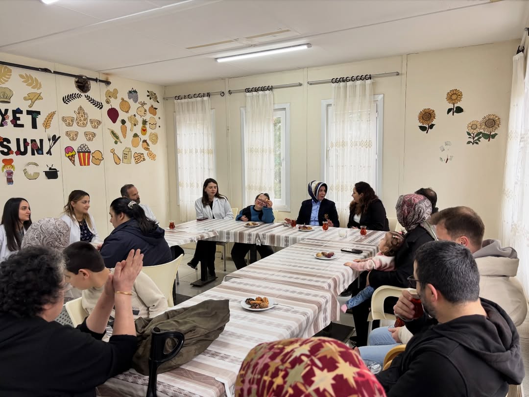Kastamonu Sahilinde Anlamlı Buluşma Öğrencilerle Bir Araya Geldi 13