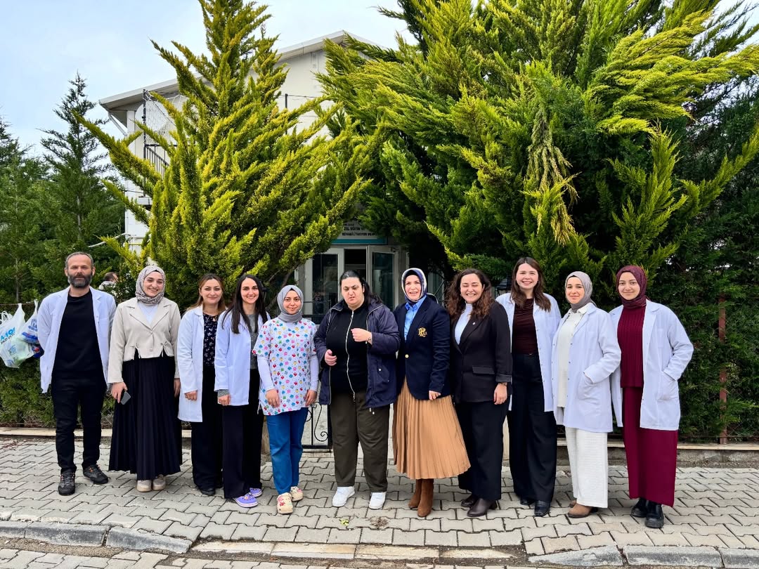 Kastamonu Sahilinde Anlamlı Buluşma Öğrencilerle Bir Araya Geldi 88888888888888