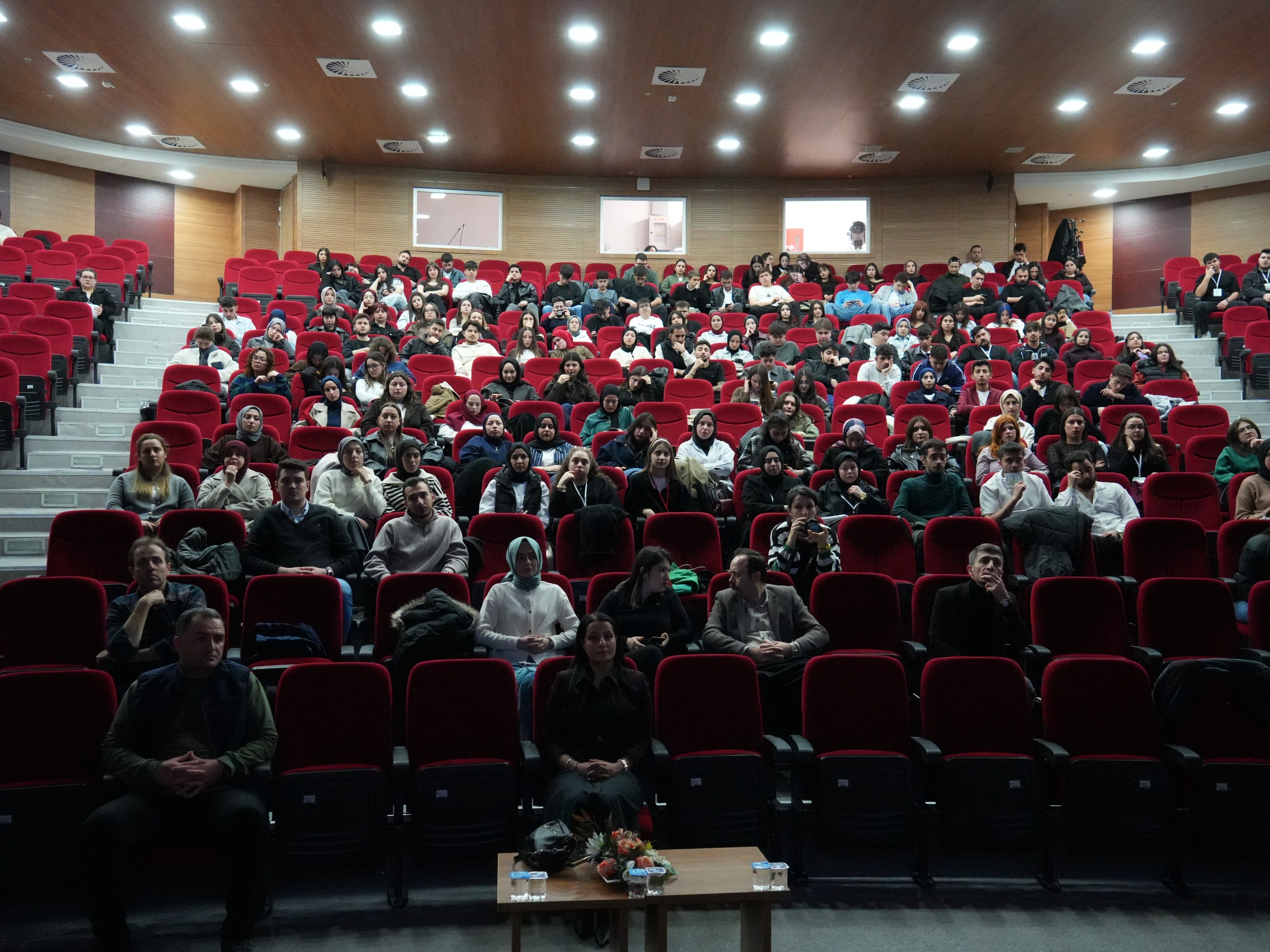 Kastamonu Üniversitesi’nde Doğa Fotoğrafçılığı Masaya Yatırıldı7