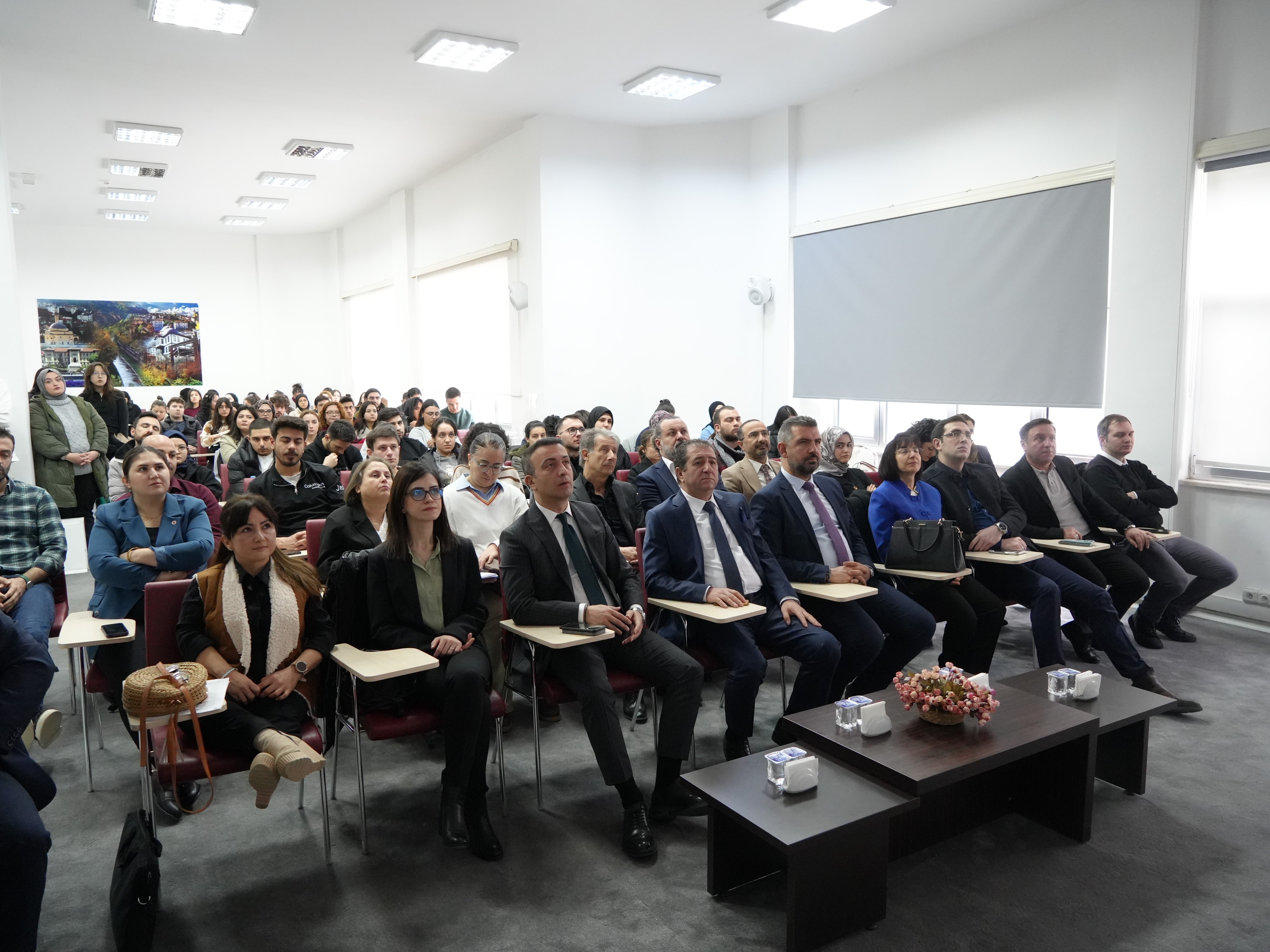 Kastamonu Üniversitesi'nde 'Kariyer Günleri' Başladı 14