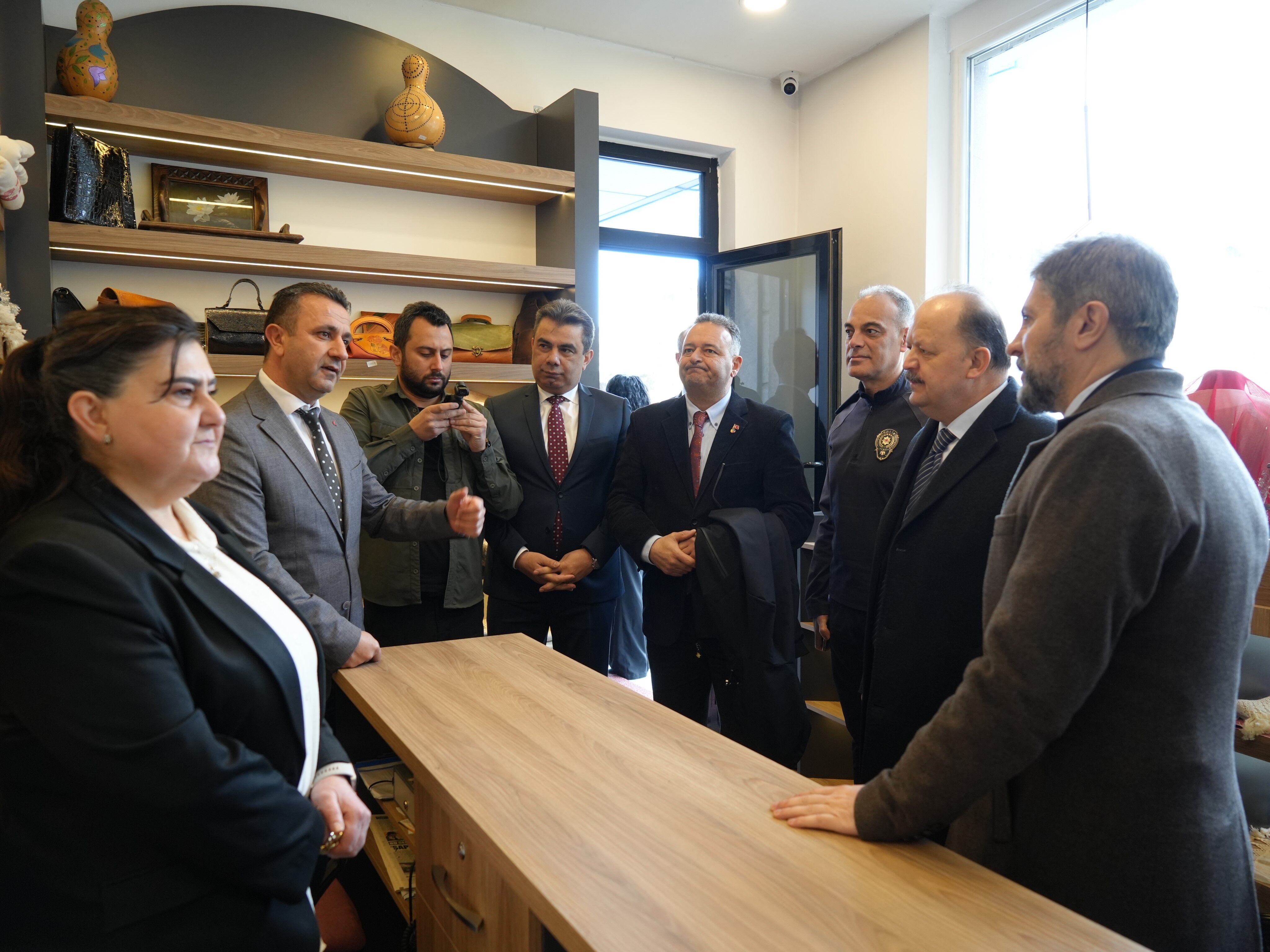 Kastamonu Valisi Dallı 'İlgisi Olanlar Biraz Fedakarlık Yaparsa Bu Sanatları Kaybetmeyiz' 14