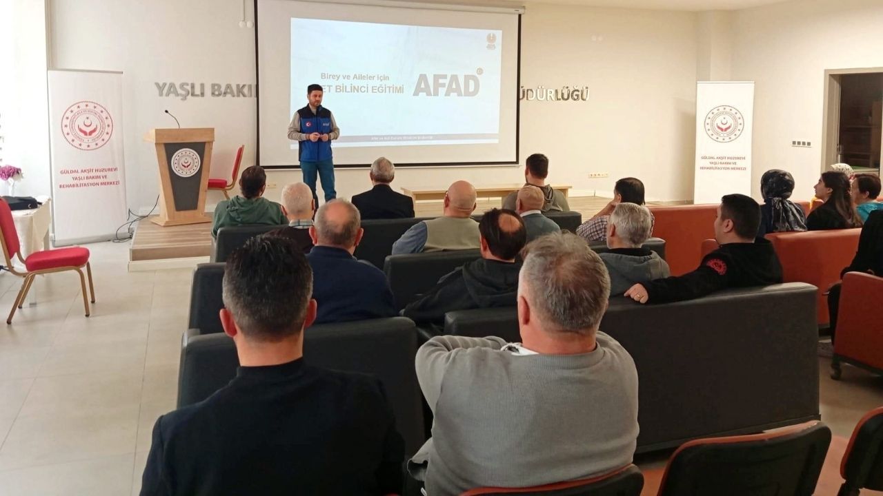 Kastamonu’da Afet Bilinci Güçleniyor Afad’dan Kurumlara Eğitim Turu (4)