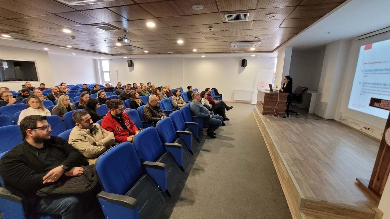 Kastamonu’da Aile Hekimlerine Güncel Bilgiler Aktarıldı (1)
