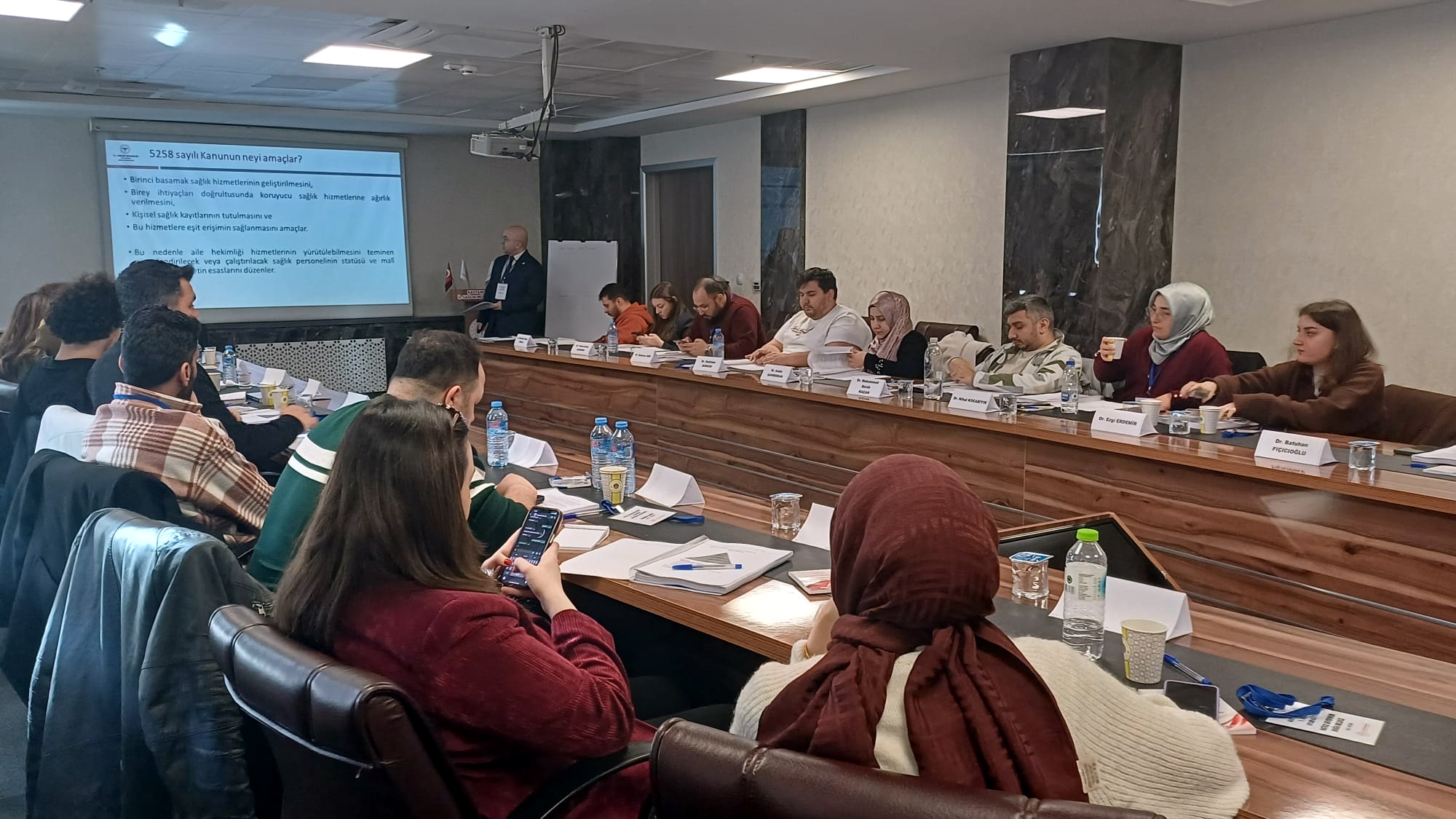 Kastamonu'da Düzenlendi 6 Ilden 20 Hekim Katıldı! 18