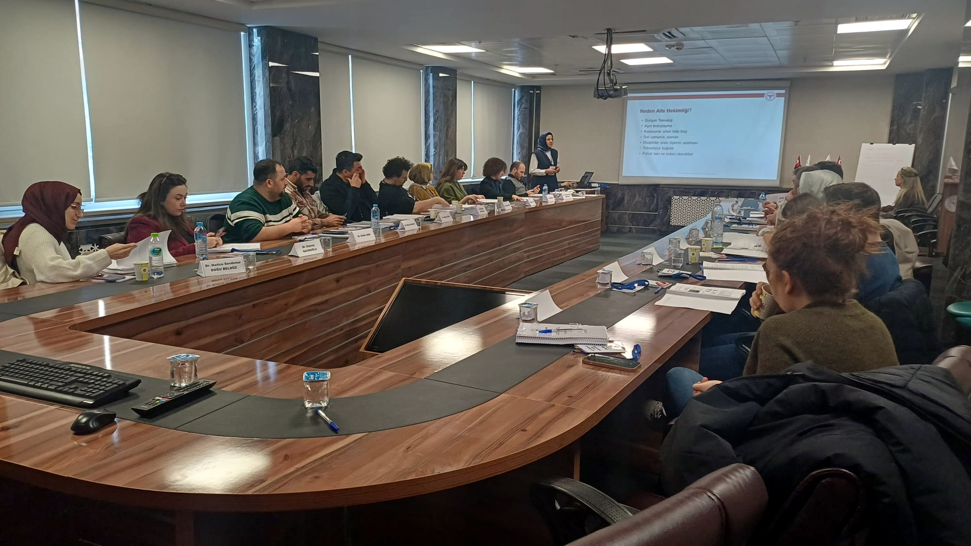 Kastamonu'da Düzenlendi 6 Ilden 20 Hekim Katıldı! 24