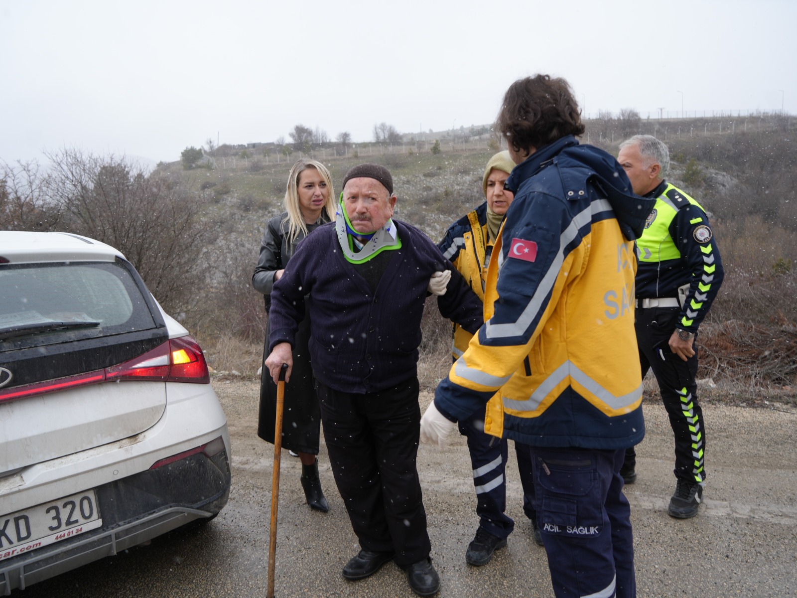 Kastamonu'da Feci Kaza! Virajı Alamadı, Ağaçlara Çarptı 3 Kişi Yaralandı! 22