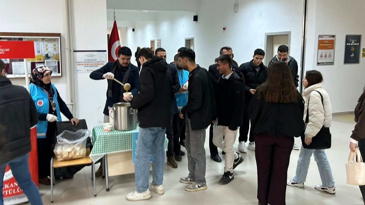 Kastamonu’da Gençlere Umre Ödüllü Yarışma Tanıtıldı (4)