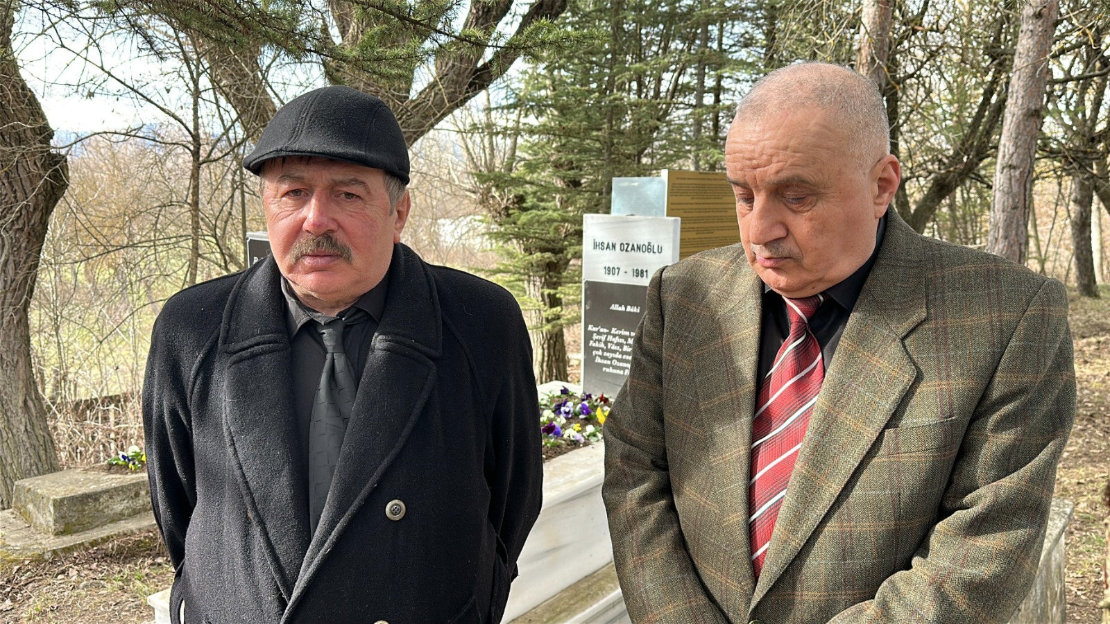 Kastamonu'da Halk Ozanı İhsan Ozanoğlu Dualarla Anıldı 88888888