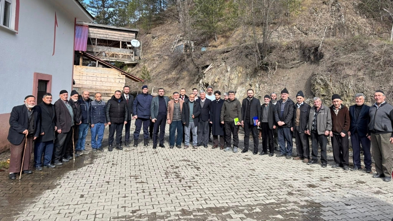 Kastamonu’da Köy Sakinlerinin Talepleri Dinlendi (2)