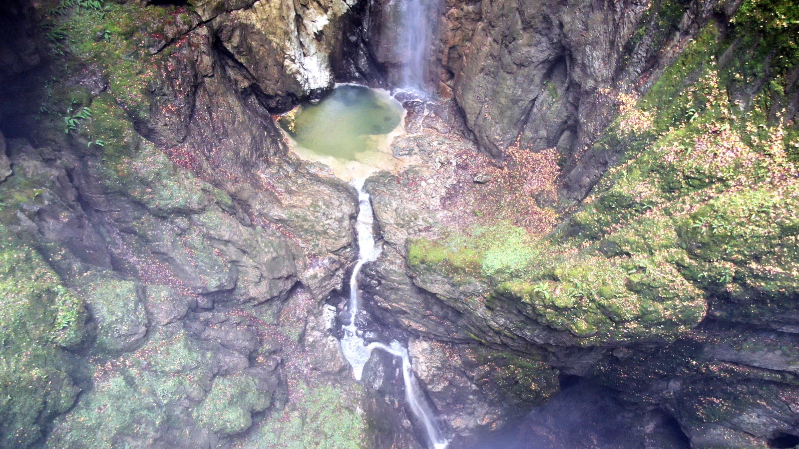Kastamonu'daki Mağaranın Içinden Şelale Akıyor Karadeniz'in En Derin Mağarası Mest Ediyor! 14