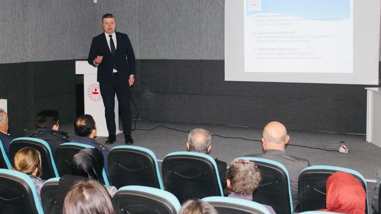 Kastamonu’nun Ilçesinde Eğitim Güvenliği Masaya Yatırıldı (2)