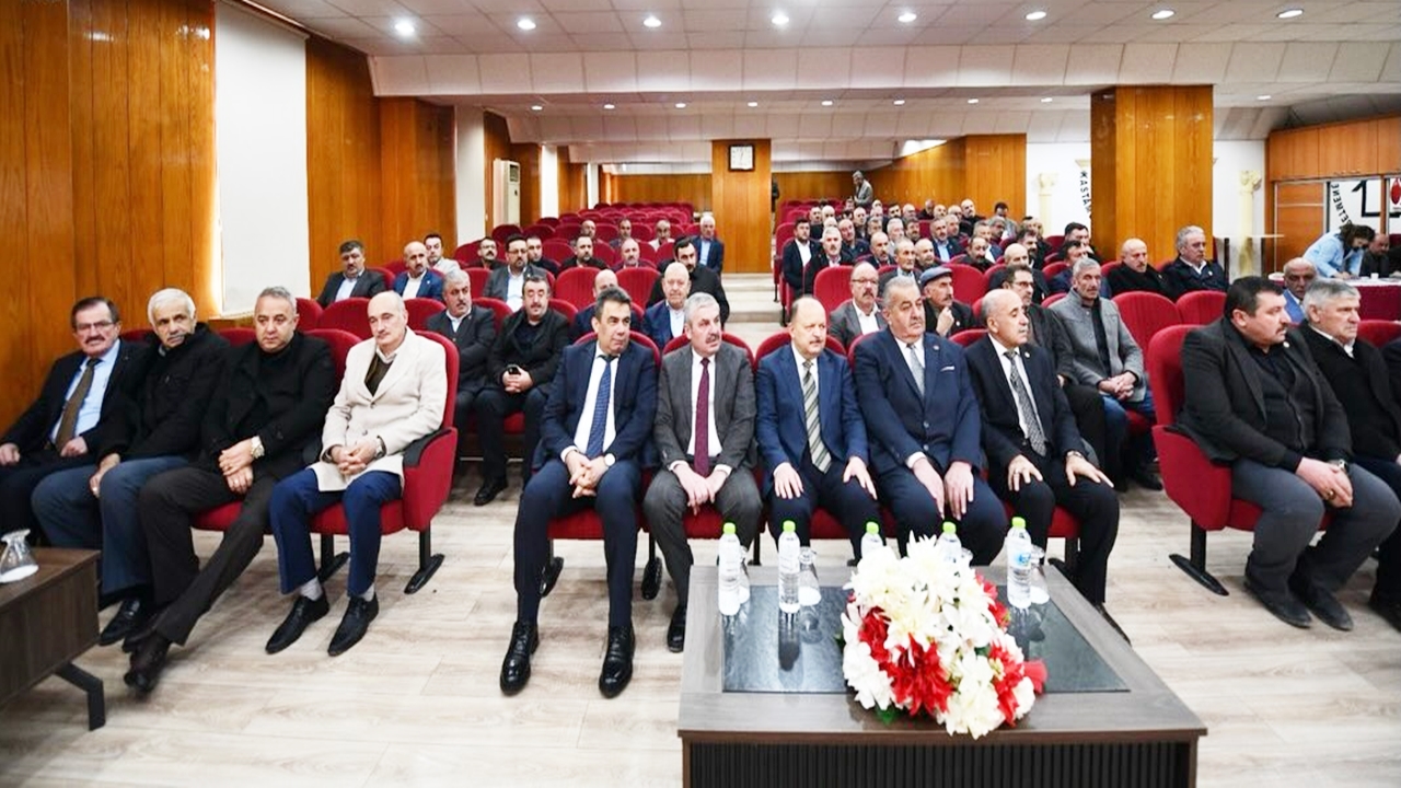 Muhtarlar Toplantısı Vali Dallı (4)