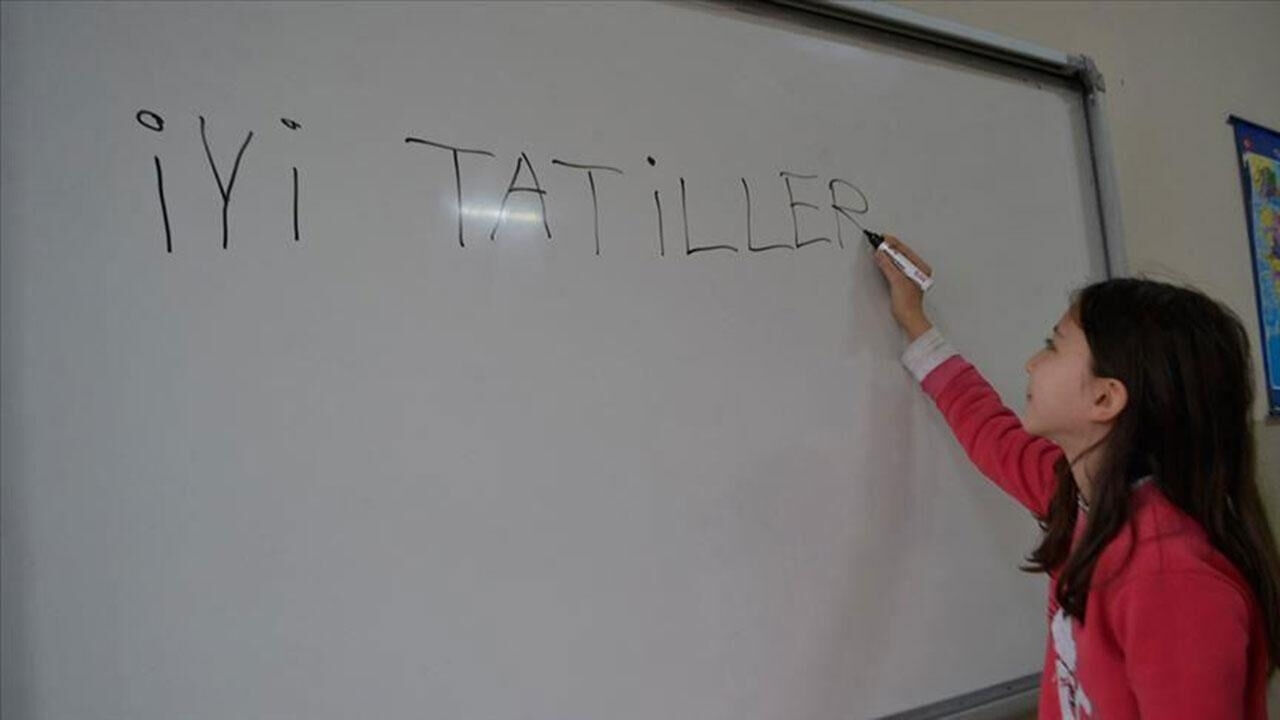 Öğrencilere Mart Molası Sürprizi Ara Tatil Ramazan Bayramı’yla Birleşiyor